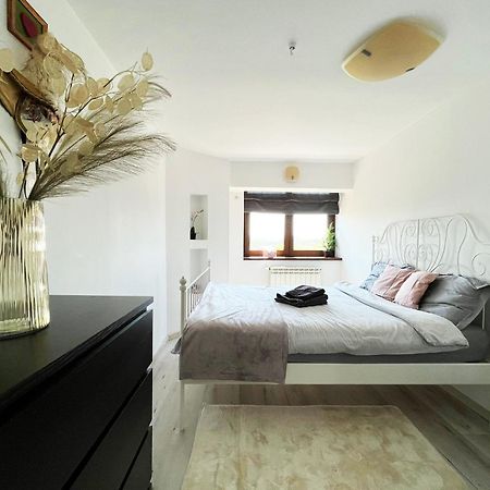 City Center Privat-Sauna Familyconcept Ясси Екстер'єр фото