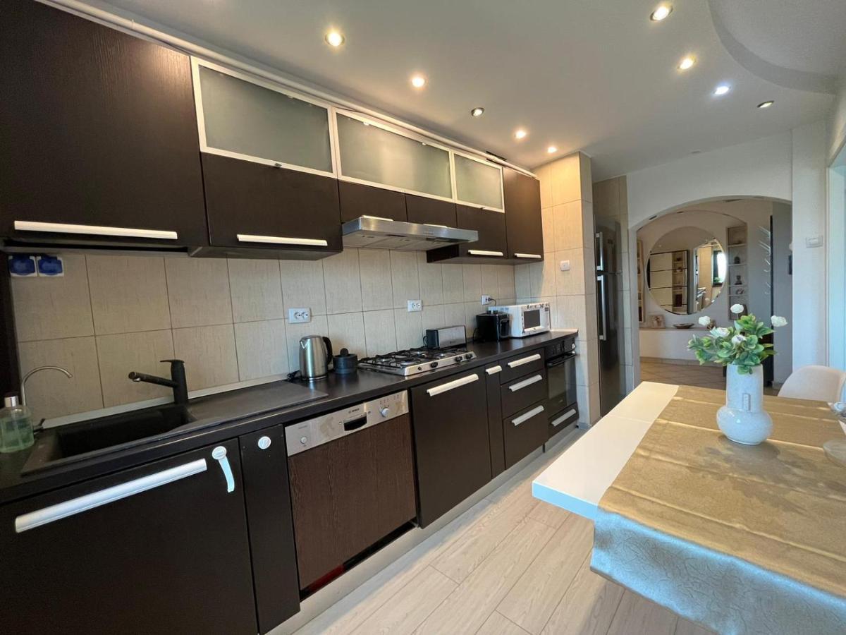 City Center Privat-Sauna Familyconcept Ясси Екстер'єр фото